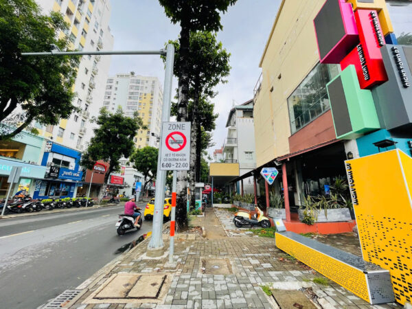 Góc 2MT 1000 Nguyễn Văn Linh, Quận 7 - Ảnh 3