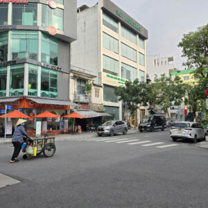 Nhà 2 mặt tiền Lê Thị Hồng Gấm và Yersin